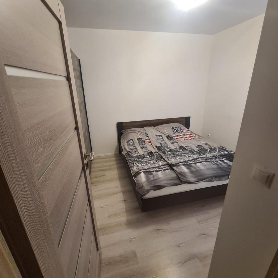 Verebes apartman Gyor Bagian luar foto
